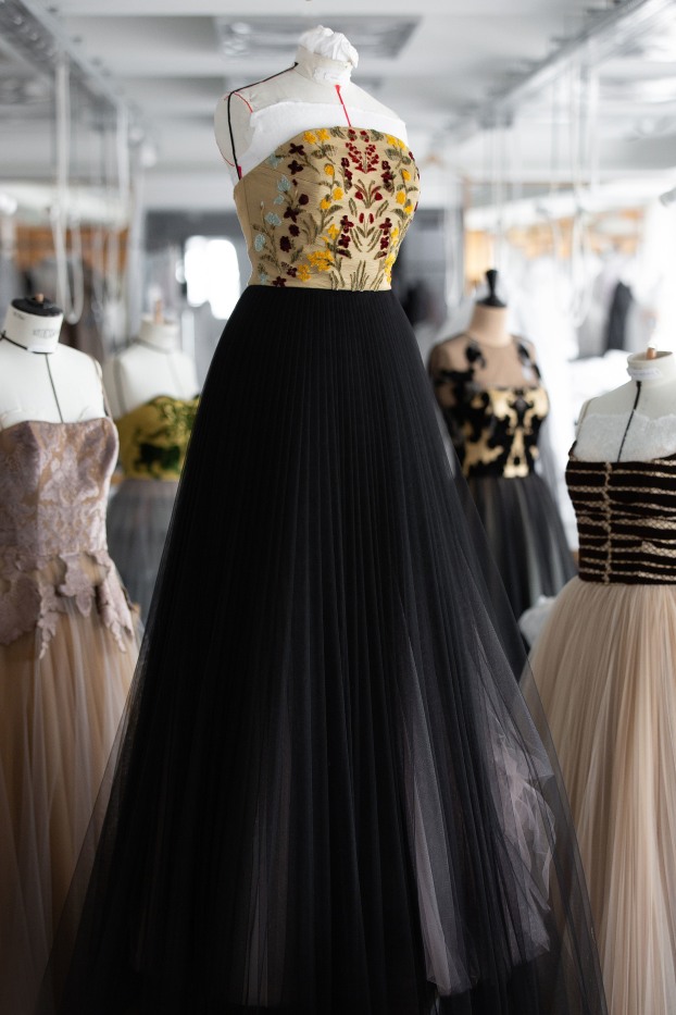 Dior_Tiepolo_Ball_Haute_Couture_Dress_Monica_Belluci_7_a4